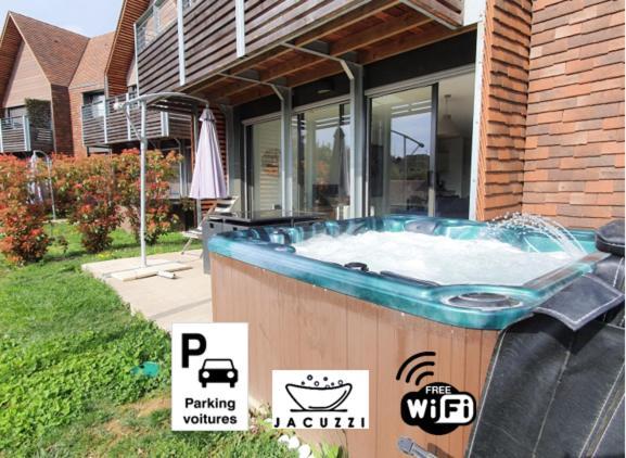 Villa Spacieuse Avec Jacuzzi Privatif Sarlat-la-Canéda Kültér fotó